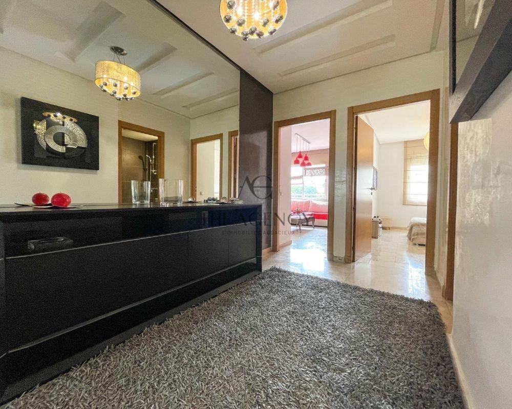 Luxueux Bay View Dans Avec Magnifique Jardin